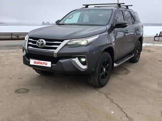 2019 Toyota Fortuner II, серый, 4499000 рублей, вид 1