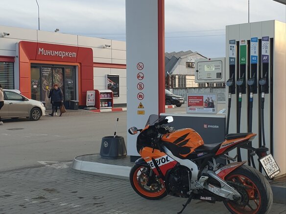 2013 Honda CBR 1000 RR/RA Fireblade, оранжевый, 950000 рублей - вид 22
