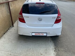 2011 Hyundai i30 I Рестайлинг, белый, 670000 рублей, вид 3