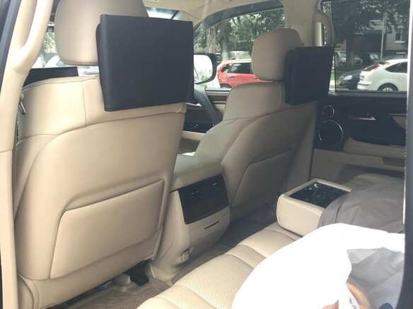 2018 Lexus LX 570 III Рестайлинг 2, чёрный, 12500000 рублей - вид 4