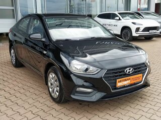 2018 Hyundai Solaris II, чёрный, 1260000 рублей, вид 3