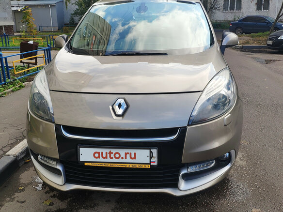 2012 Renault Scenic III Рестайлинг, бежевый