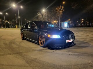 2007 Volvo S40 II Рестайлинг, чёрный, 690000 рублей, вид 1