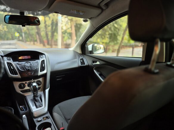 2012 Ford Focus III, белый, 980000 рублей - вид 4