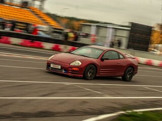 2000 Mitsubishi Eclipse III, красный, 800000 рублей, вид 2
