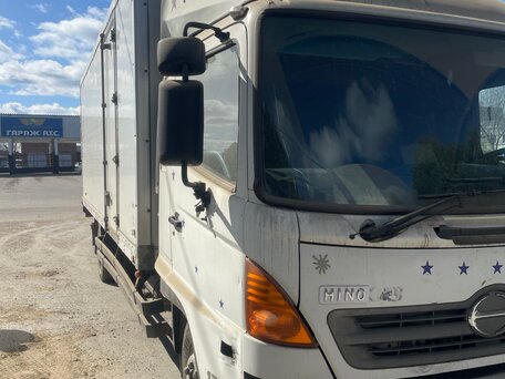 2009 Hino Series 500 (Ranger), белый, 3999999 рублей, вид 2