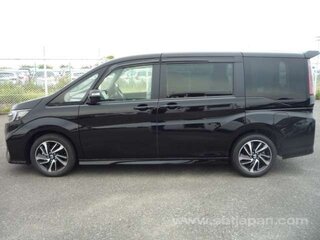 2020 Honda Stepwgn Spada V Рестайлинг, чёрный, 3420000 рублей, вид 5