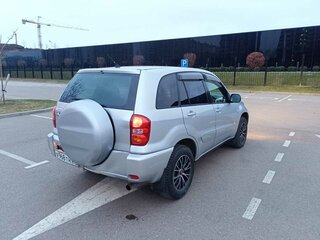 2003 Toyota RAV4 II (XA20) Рестайлинг, серебристый, 1190000 рублей, вид 3