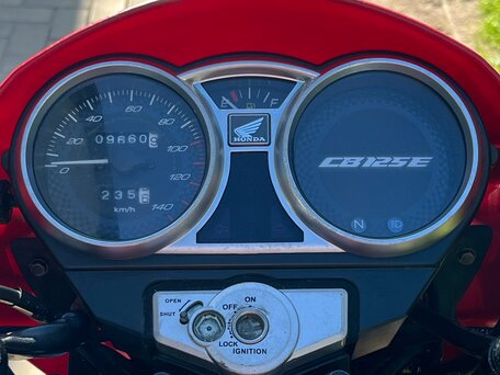 2014 Honda CB 125, красный, 230000 рублей, вид 5