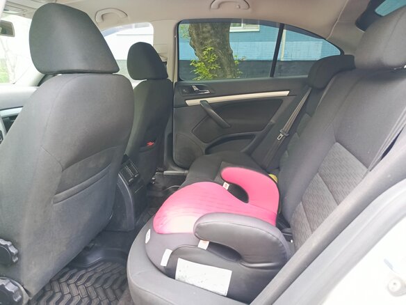 2011 Skoda Octavia II (A5) Рестайлинг, белый, 650000 рублей - вид 12