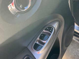 2014 Nissan Juke I Рестайлинг, серебристый, 1400000 рублей, вид 2