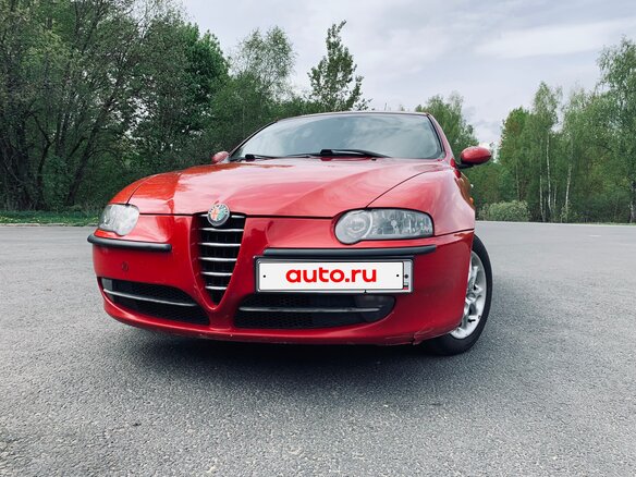 2002 Alfa Romeo 147 I, красный, 660000 рублей