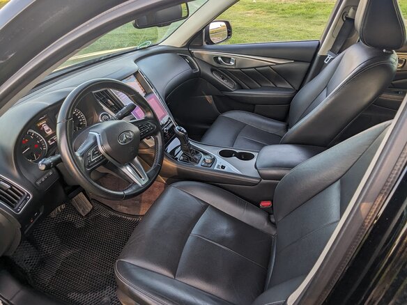 2017 Infiniti Q50 I, чёрный, 2100000 рублей - вид 9