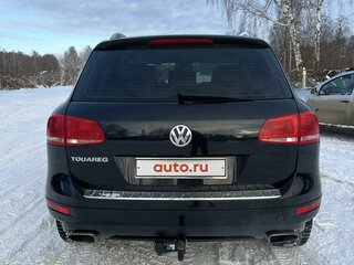 2012 Volkswagen Touareg II, чёрный, 2300000 рублей, вид 3