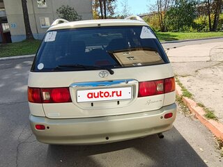 1999 Toyota Ipsum I (M10), белый, 490000 рублей, вид 3