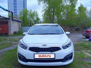 2018 Kia Ceed II Рестайлинг, белый, 1650000 рублей, вид 5
