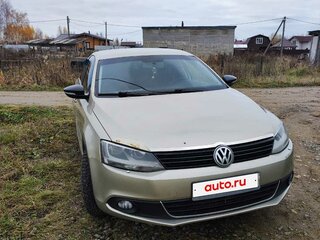 2012 Volkswagen Jetta VI, бежевый, 800000 рублей, вид 2