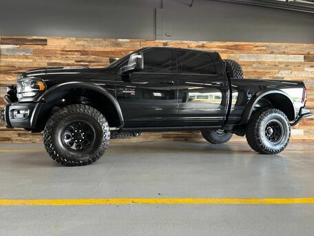 2023 RAM 2500, чёрный, 11995000 рублей, вид 5