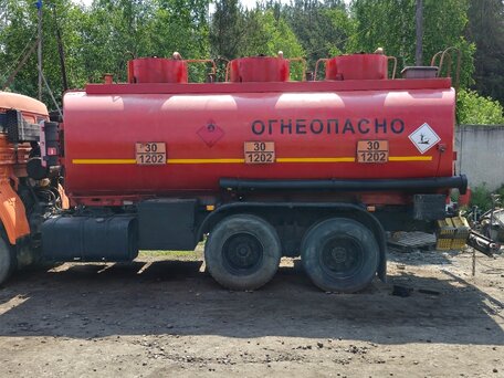 2013 КамАЗ 65115, красный, 1600000 рублей, вид 2