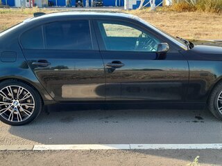 2006 BMW 5 серии 525xi V (E60/E61), чёрный, 1100000 рублей, вид 5