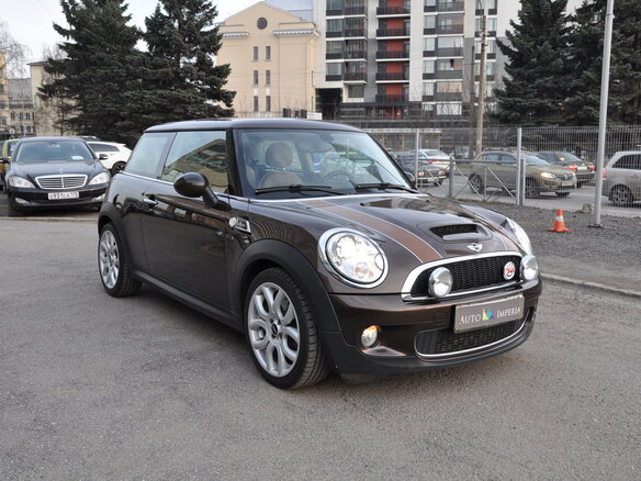 2010 Mini Hatch Cooper S II (R56) Рестайлинг, коричневый - вид 3