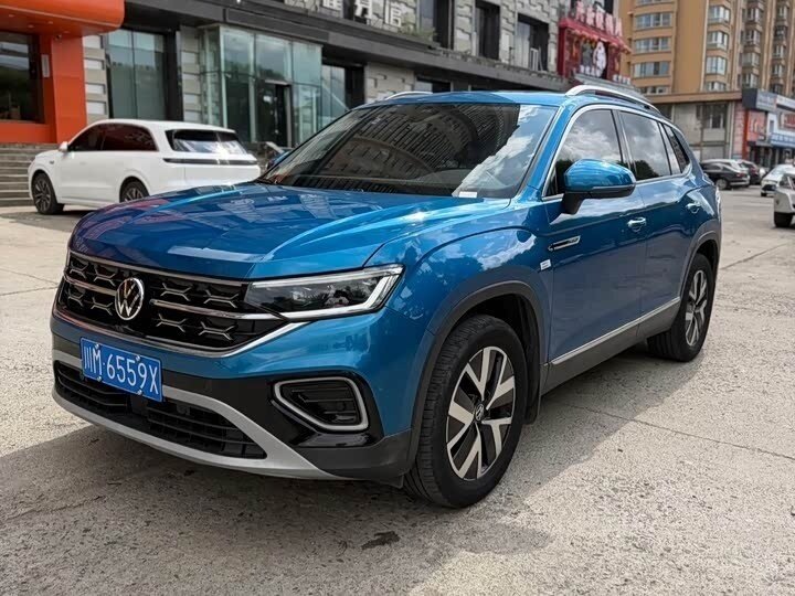 Открыть фотографии: Volkswagen Tayron I Рестайлинг
