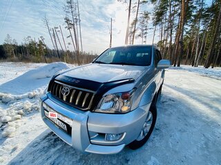 2007 Toyota Land Cruiser Prado 5-speed 120 Series Рестайлинг, серебристый, 1955000 рублей, вид 1