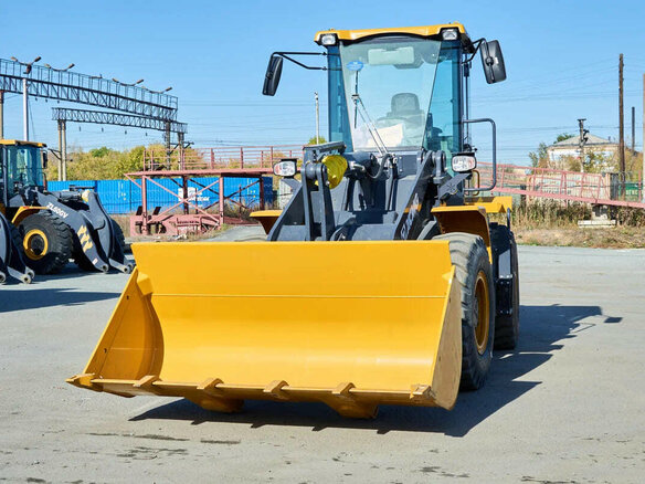 2026 XCMG LW330RU, золотистый - вид 4