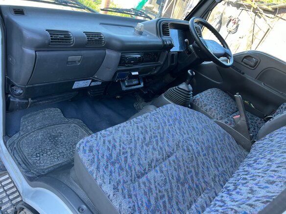 2000 Isuzu Elf (N-series), белый, 1399000 рублей - вид 16