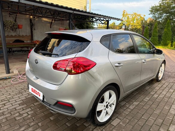 2014 Kia Ceed II, серебристый, 910000 рублей - вид 4