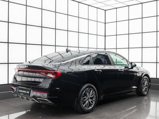 2021 Kia K5 III, чёрный, 2520000 рублей, вид 4
