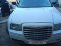 2004 Chrysler 300C I, белый, 999998 рублей