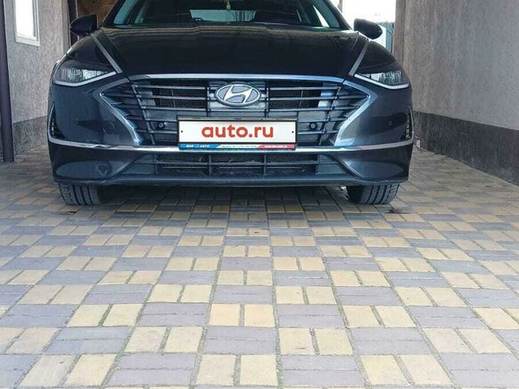 2020 Hyundai Sonata VIII (DN8), серый, 2600000 рублей - вид 1