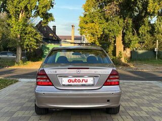 2005 Mercedes-Benz C-Класс 200 II (W203) Рестайлинг, розовый, 735000 рублей, вид 5