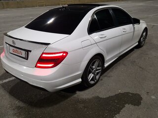 2012 Mercedes-Benz C-Класс 200 III (W204) Рестайлинг, белый, 1700000 рублей, вид 4