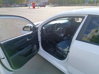 2018 Kia Rio IV, белый, 1550000 рублей, вид 5