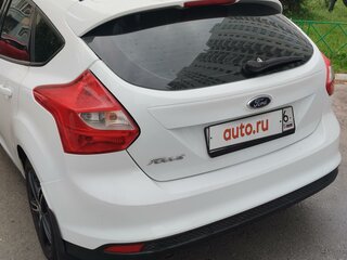 2013 Ford Focus III, белый, 699000 рублей, вид 3