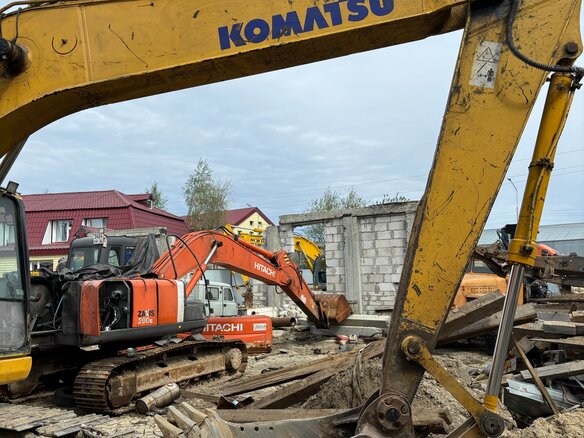 2010 Komatsu PC210, 3200000 рублей - вид 2