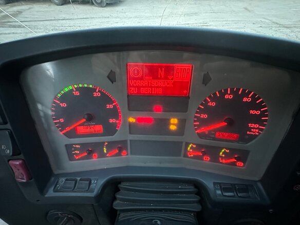 2003 MAN 18, зелёный, 1350000 рублей - вид 13