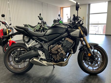 2024 Honda CB 650R, чёрный, 1177000 рублей, вид 2