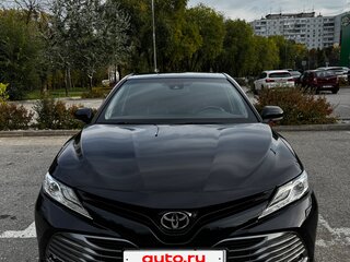 2020 Toyota Camry VIII (XV70), чёрный, 3050000 рублей, вид 3