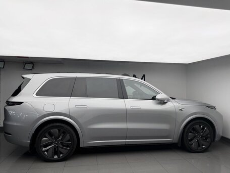 2025 Li Auto (Lixiang) L9 52.3 kWh I Рестайлинг, серебристый, 8498000 рублей, вид 5