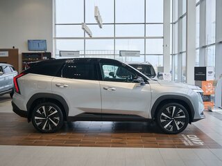 2026 Geely Atlas II, серебристый, 4229990 рублей, вид 4