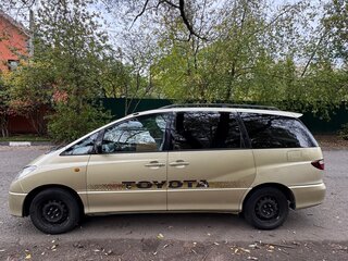 2001 Toyota Previa II (XR30, XR40), золотистый, 950000 рублей, вид 3