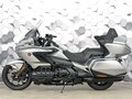 2025 Honda GL 1800 Gold Wing, серебристый - вид 3