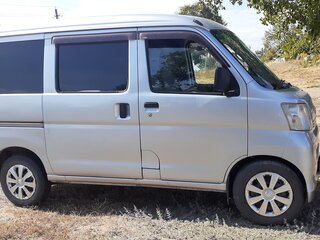 2015 Toyota Pixis Van I, серый, 695000 рублей, вид 2