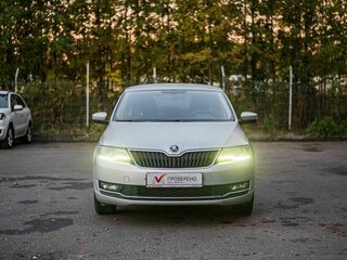 2017 Skoda Rapid I Рестайлинг, серебристый, 1066000 рублей, вид 3
