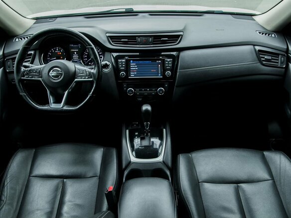 2019 Nissan X-Trail III Рестайлинг, белый, 1830000 рублей - вид 19