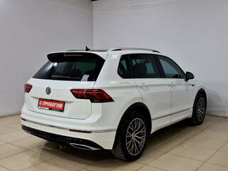 2018 Volkswagen Tiguan II, белый, 3150000 рублей, вид 4