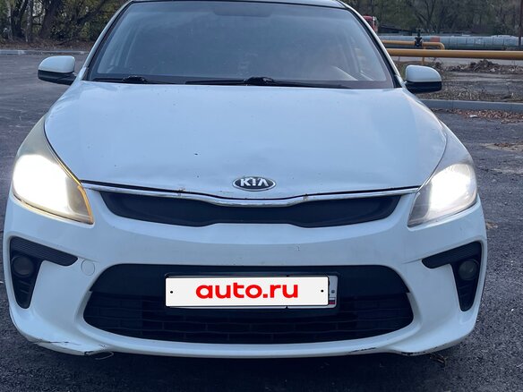 2018 Kia Rio IV, белый, 535000 рублей - вид 2